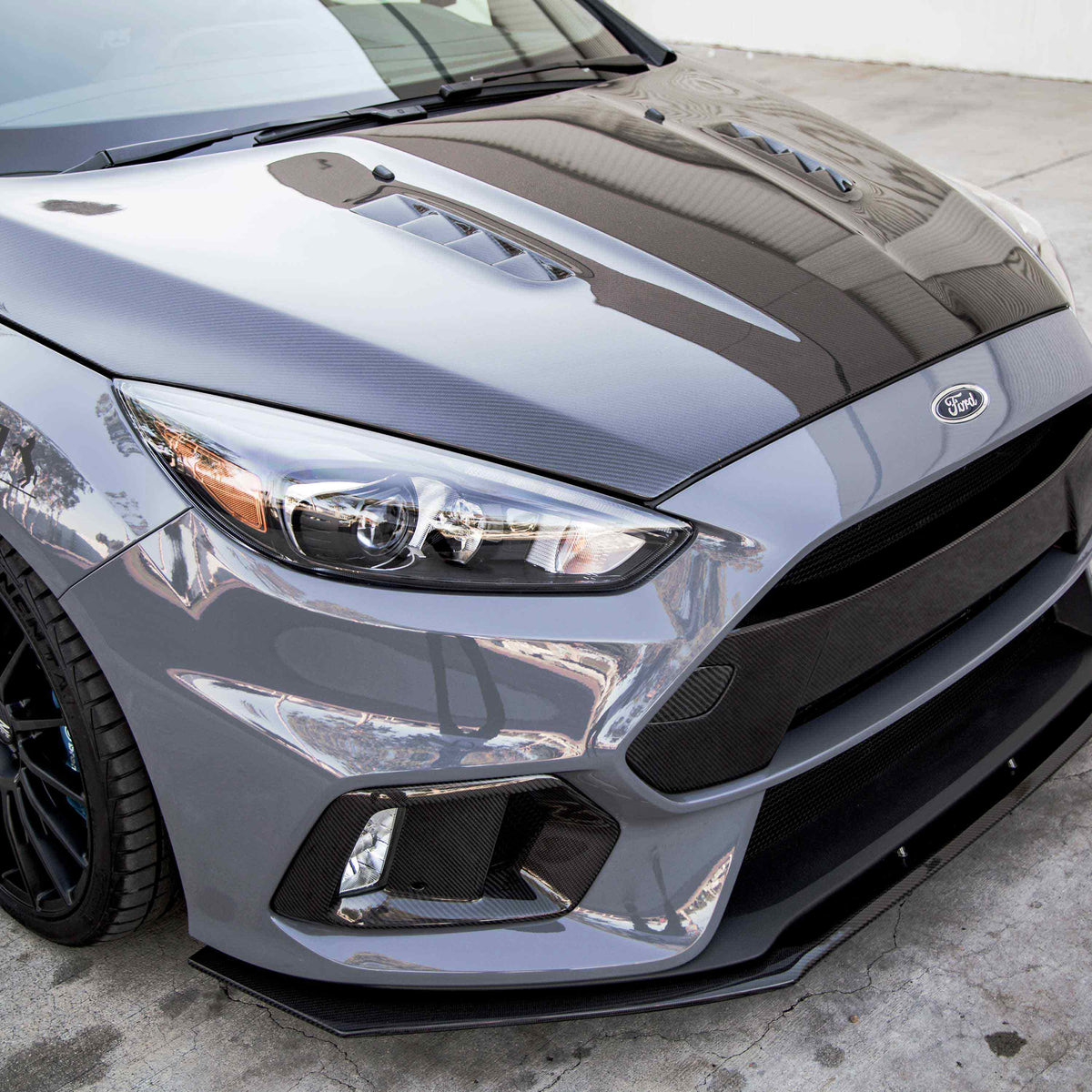 Seibon RS-Style Carbon Fiber Hood (2015-2018 Focus ST/RS)