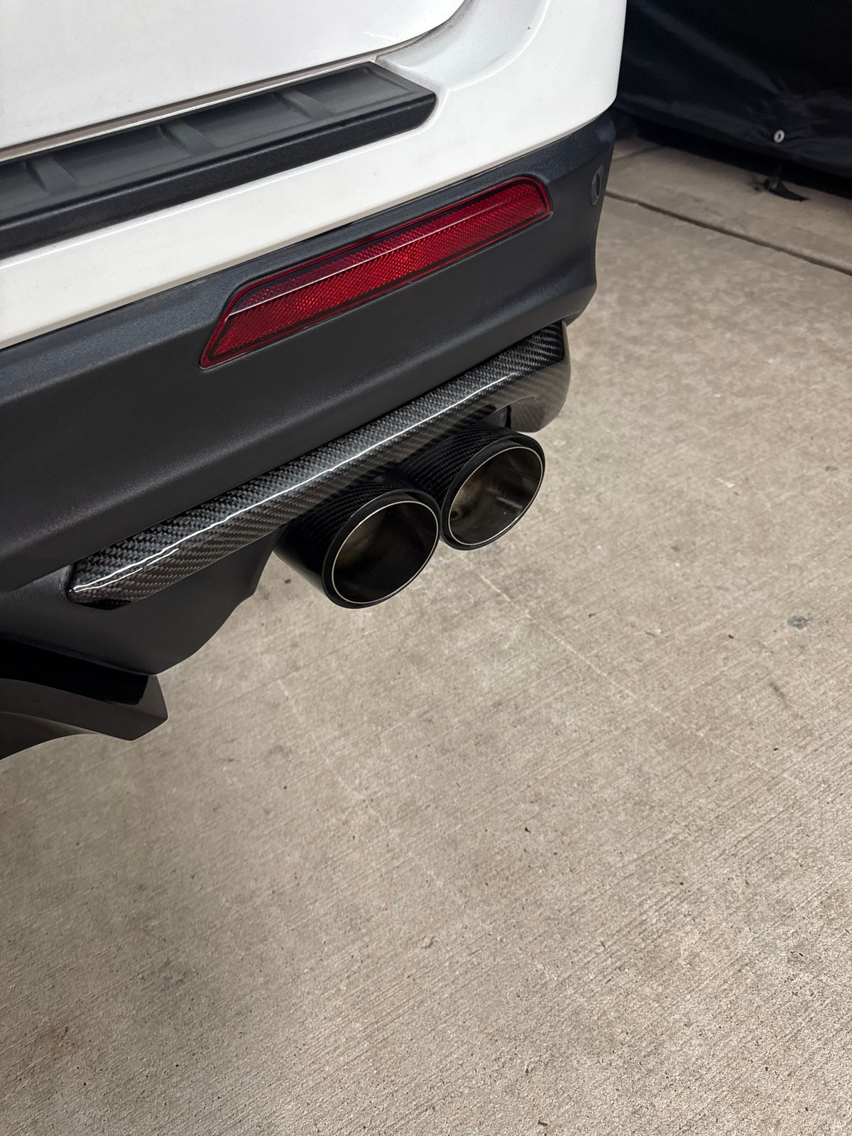 Zues 3d Explorer Rear Bumper Trim