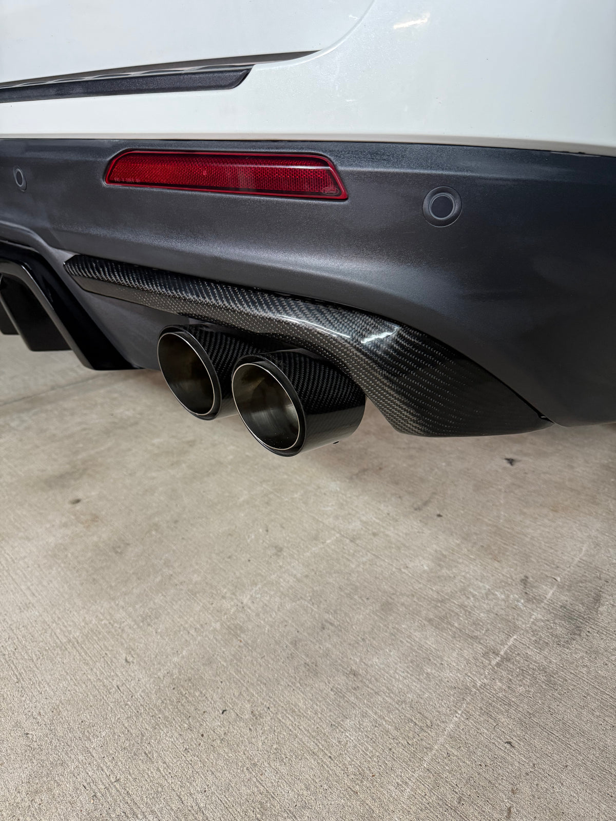 Zues 3d Explorer Rear Bumper Trim